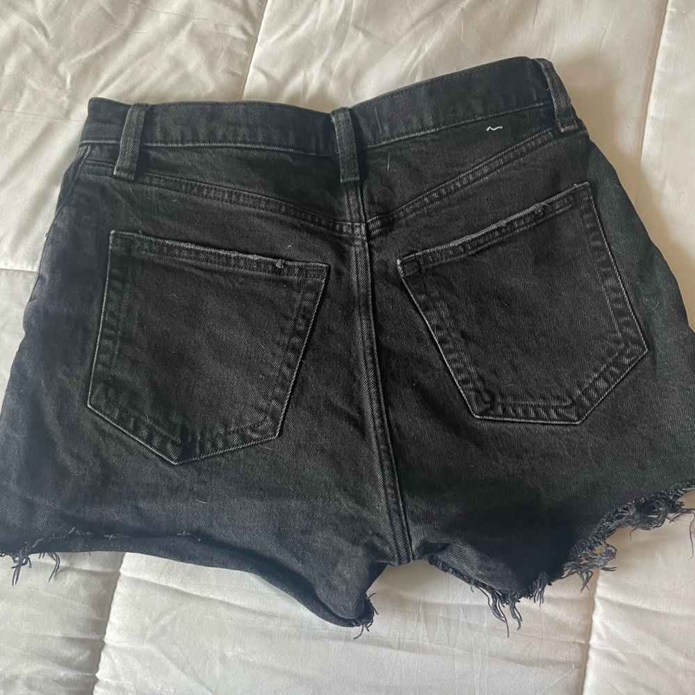 Black Abercrombie curve love - high rise mom short size 25 (0).
